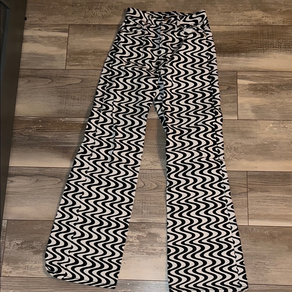 Divided High Rise Black and White Patterned Jeans